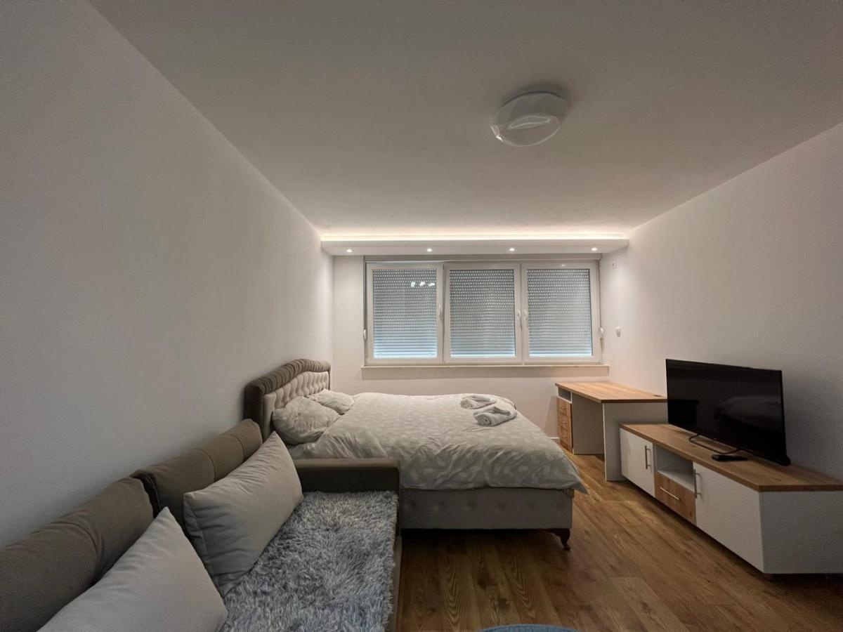 Apartmani Imperial Novi Pazar Exterior foto